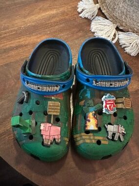 Kids Green Minecraft Clog Shoes with Blue Strap